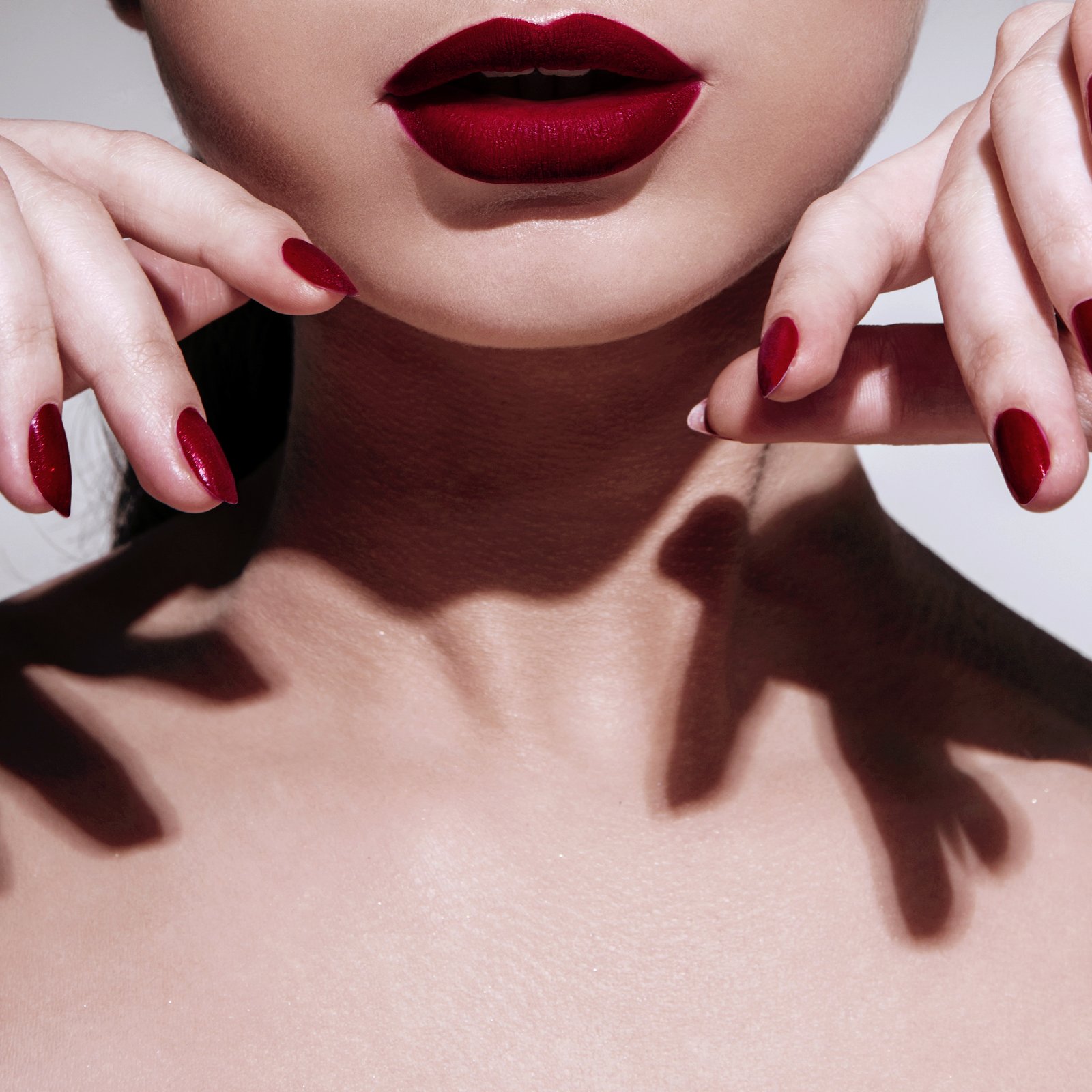 AI-Enhanced Beauty Editing: Celebrating Creative Innovation in Portrait Retouching