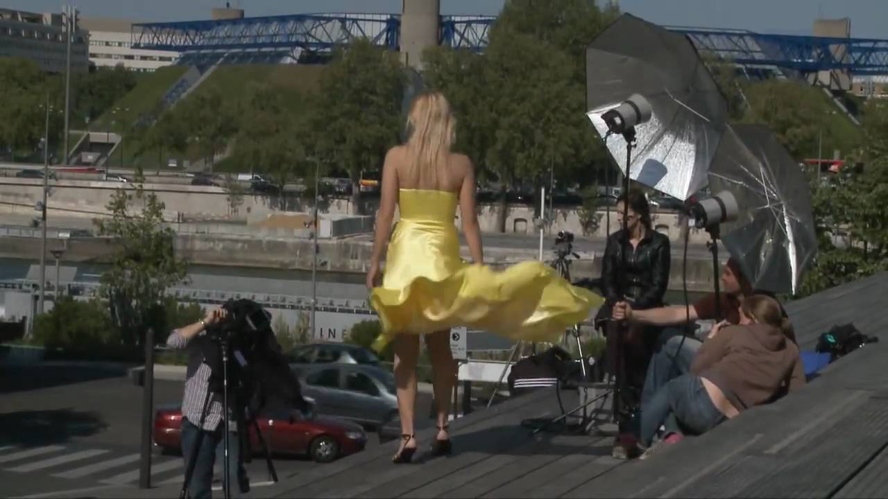 Shooting Fashion Portraits Outdoors: How to Balance Flash and Natural Light Like a Pro