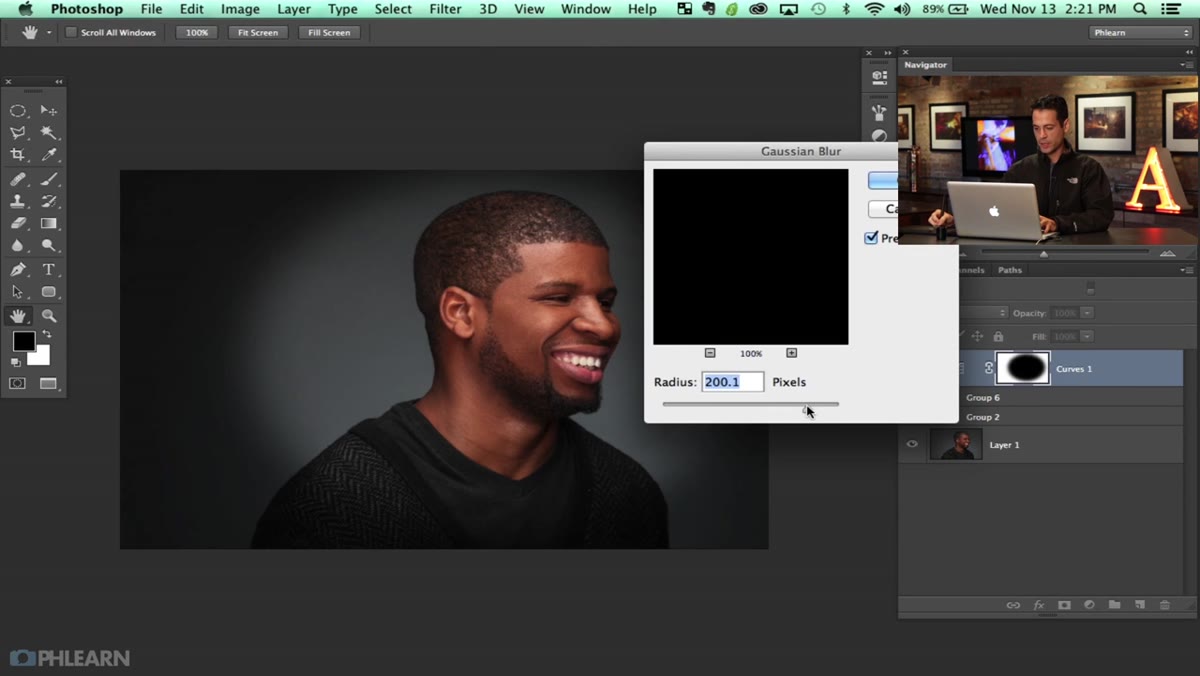Gaussian Blur dialog applied to the layer mask
