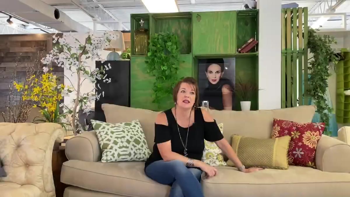 Valerie describing her ideal client as a professional woman