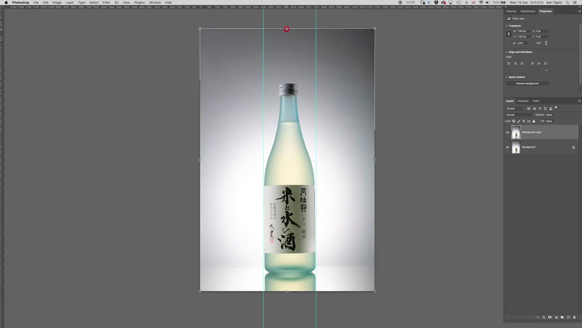 Distort transform handles being dragged to level the bottle