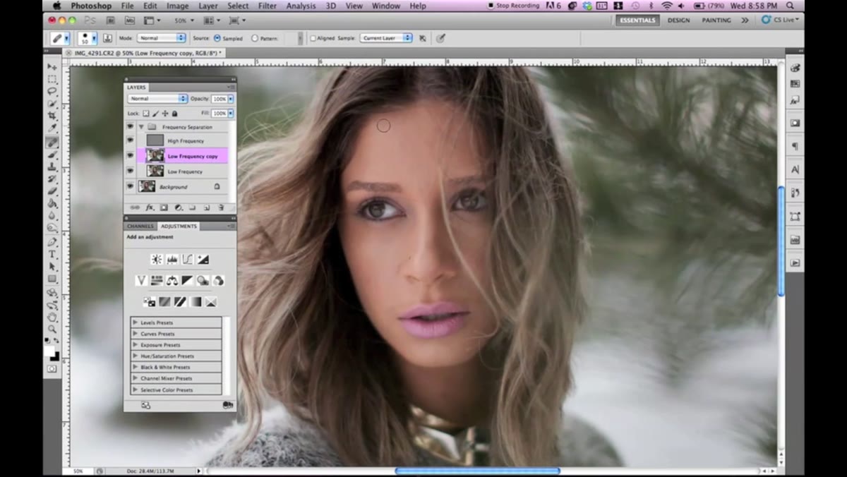 Healing brush sampling clean skin on the low frequency layer