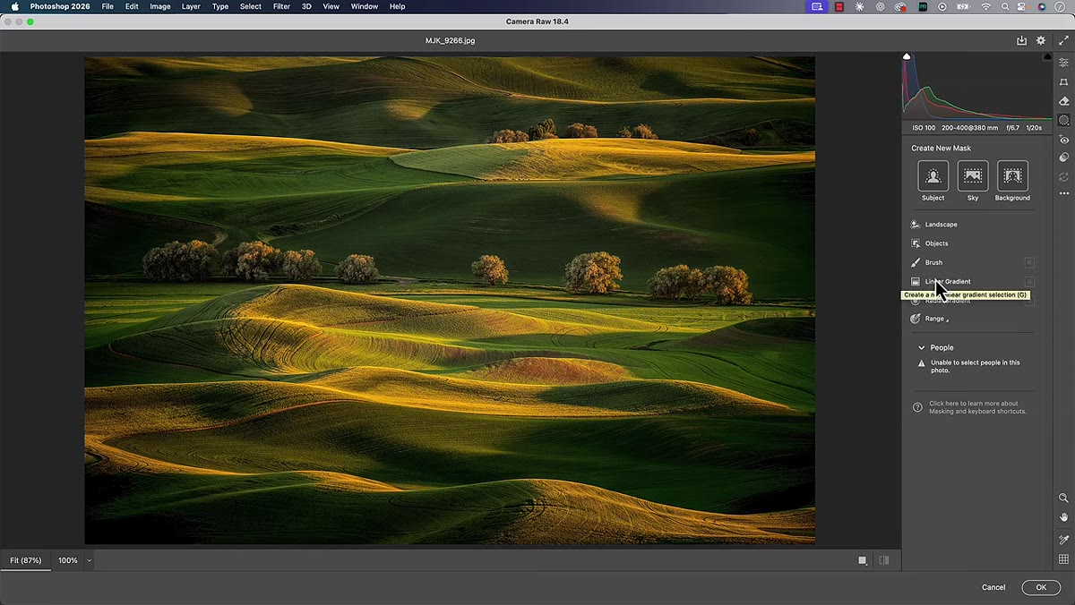 Masking panel open with Linear Gradient option visible