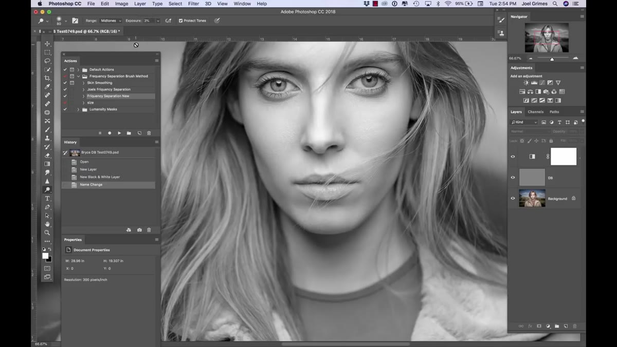 Burn tool selected in toolbar with matching low-exposure settings