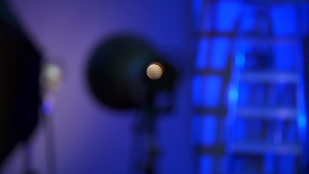 Three-light setup overview with background reflector and fill card visible