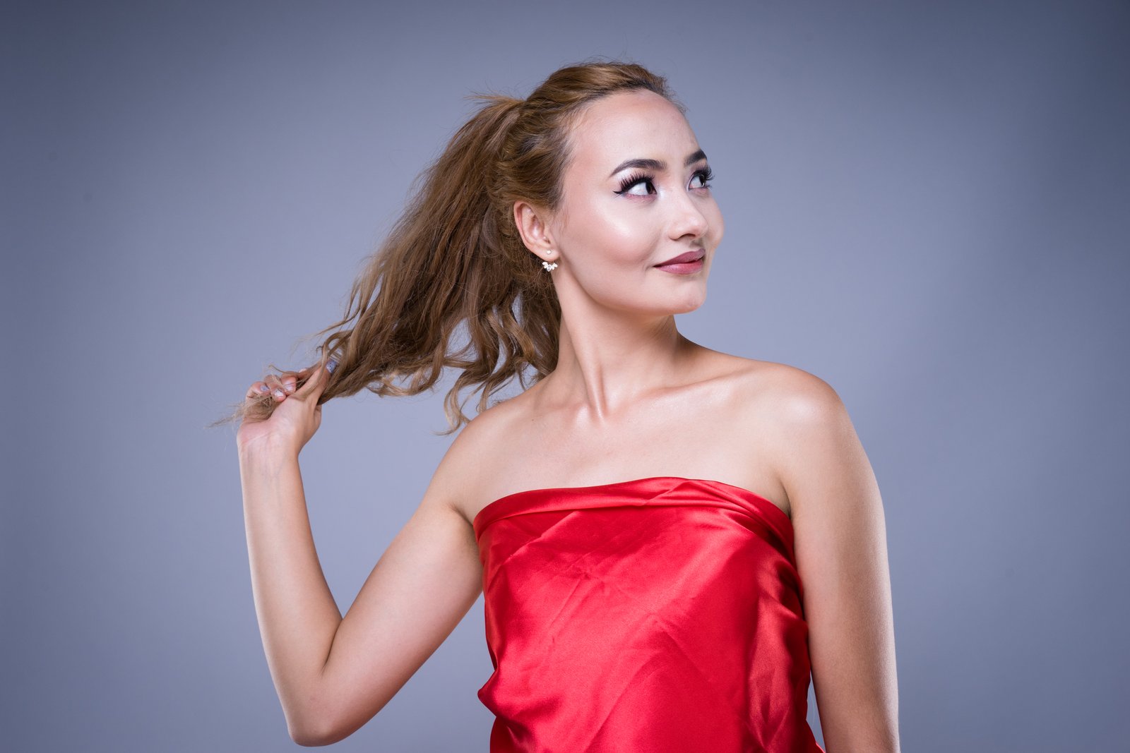 Why Hair Retouching Falls Apart at the Edges (And How to Fix It)