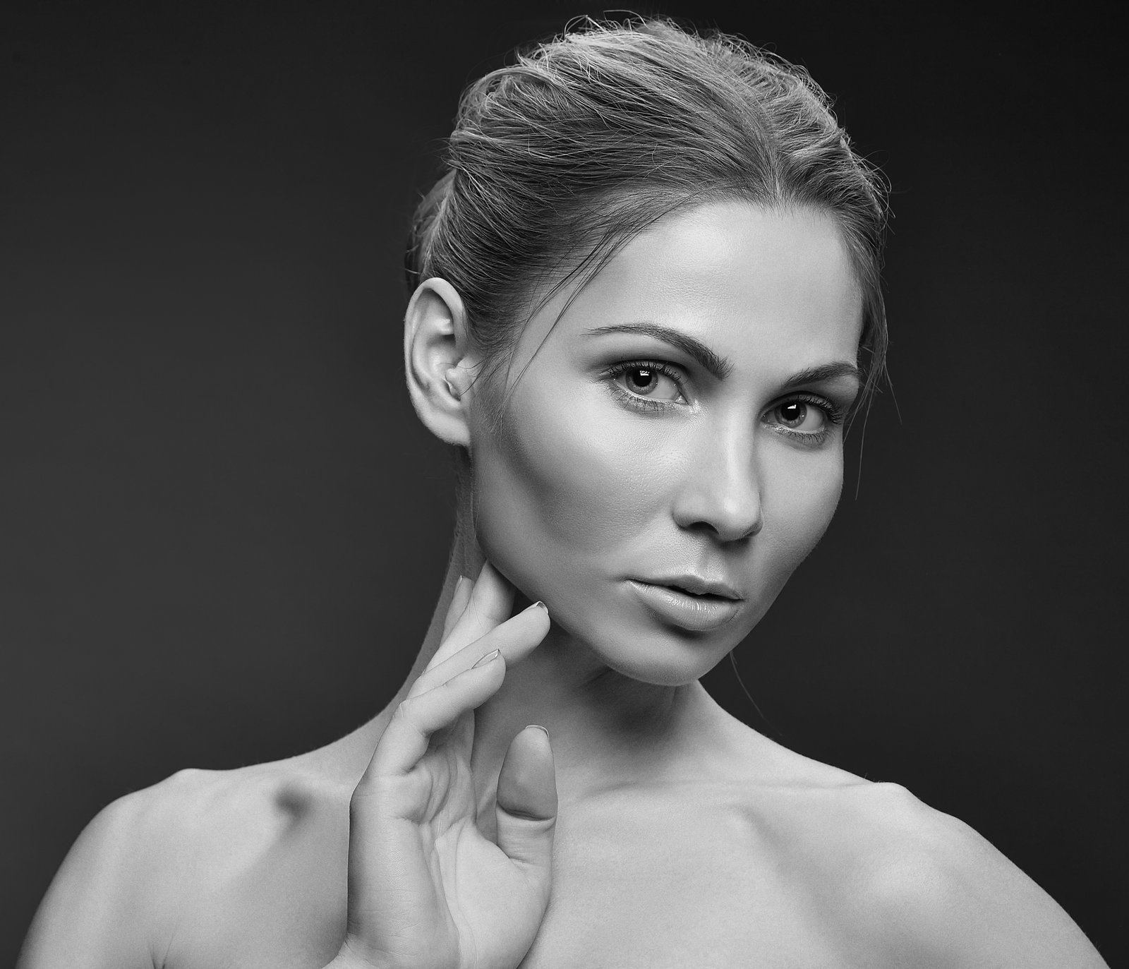 Why Your Headshots Look Over-Edited (And the Frequency Separation Fix That Actually Works)